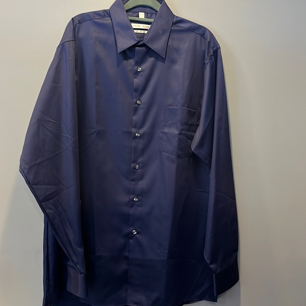 Geoffrey Beene Regular Fit button up dress shirt